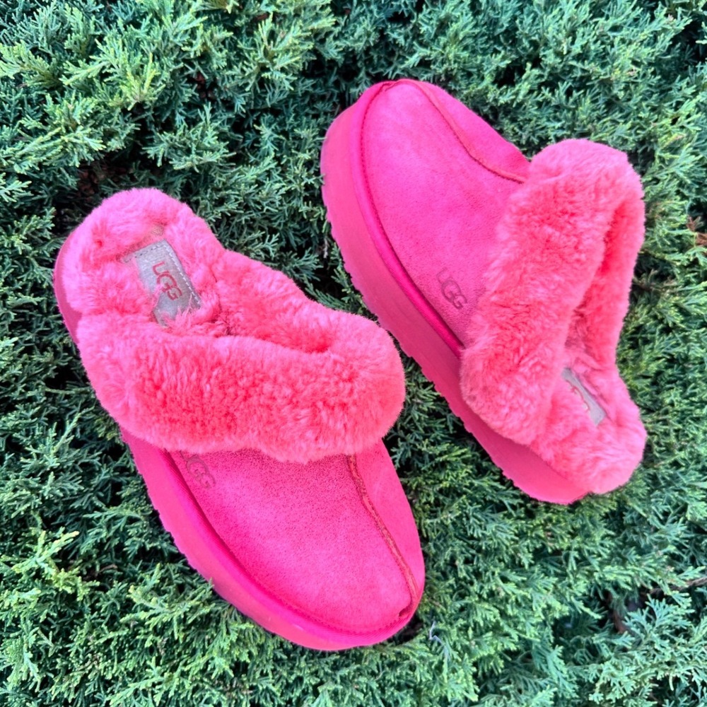 UGG Disquette Platform Slippers women's Size 9 Pink Suede Sheepskin lined
